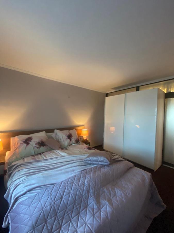 Victoriei Deluxe Suites Bucarest Esterno foto