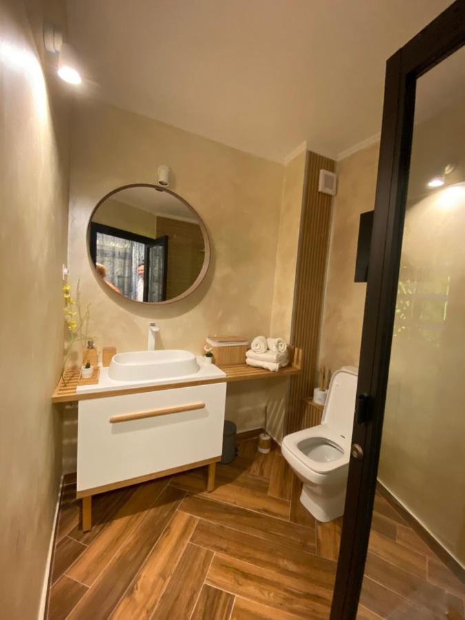 Victoriei Deluxe Suites Bucarest Esterno foto